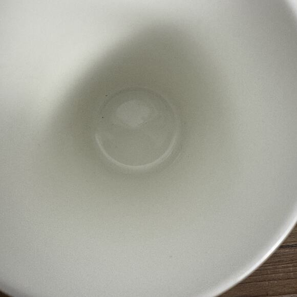 Starbucks 16oz White Ceramic Mug with Green Siren Mermaid Logo, 2015 Collectible - Picture 2 of 3